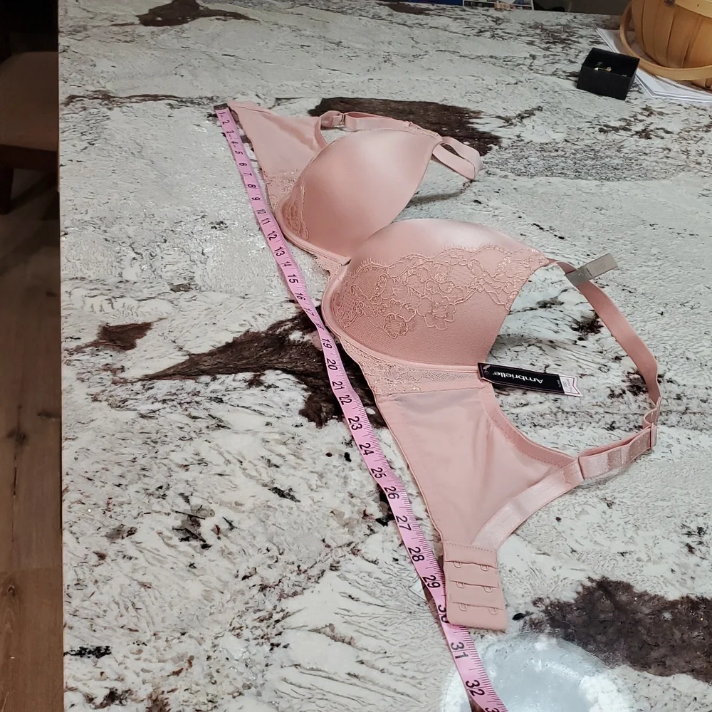 New Ambrielle Pink Plunge Bra with Lace Detail - Picture 7 of 10